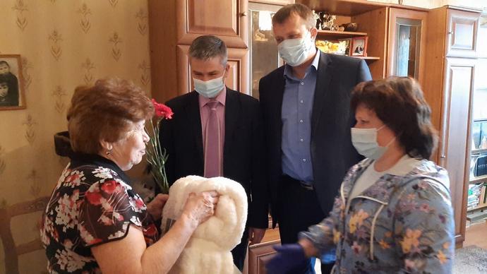 Поздравление ветеранов Великой Отечественной Войны